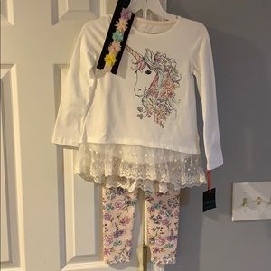3 piece girls unicorn outfit. Size 4.
